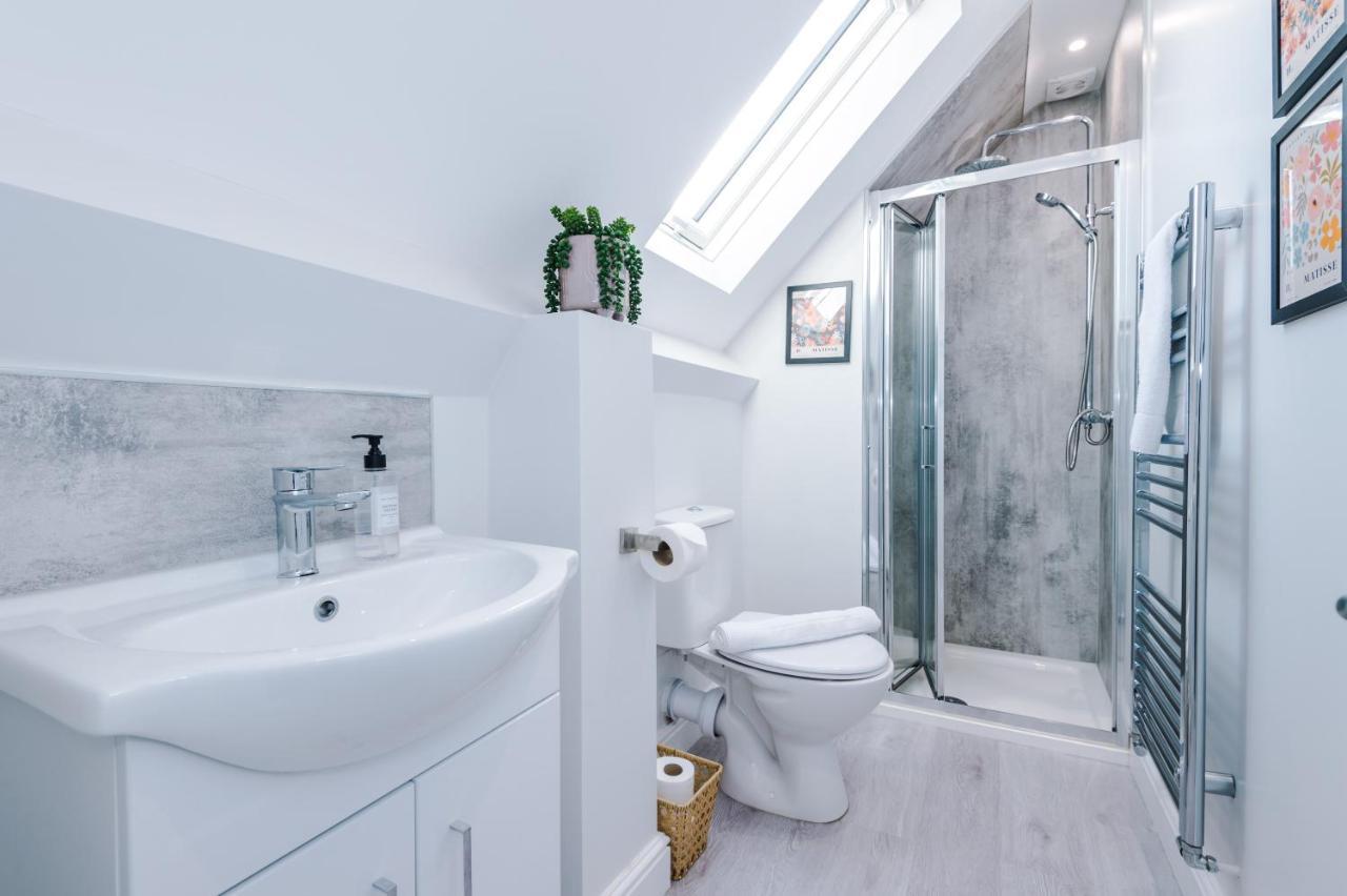 Westwood Lodge Serviced Apartment كوفنتري المظهر الخارجي الصورة
